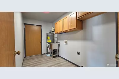 122 N Berggren Road, Eatonville, WA 98328 - Photo 11