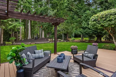 3335 258th Avenue SE, Sammamish, WA 98075 - Photo 3