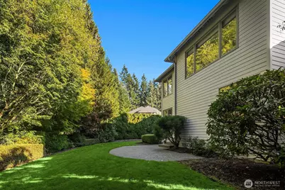 2736 258th Place SE, Sammamish, WA 98075 - Photo 35