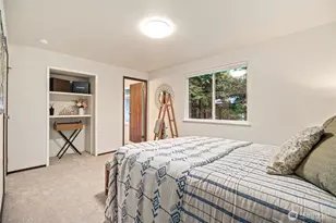 9032 NE 132nd Pl, Kirkland, WA 98034 - Photo 15