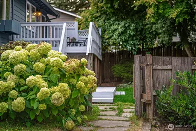 9032 NE 132nd Place, Kirkland, WA 98034 - Photo 29