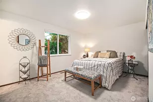 9032 NE 132nd Pl, Kirkland, WA 98034 - Photo 13