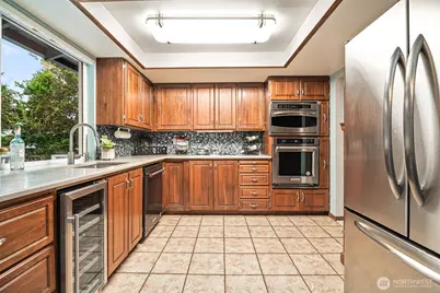 9032 NE 132nd Place, Kirkland, WA 98034 - Photo 9