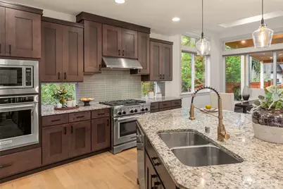 21245 NE Inglewood Hill Road, Sammamish, WA 98074 - Photo 11