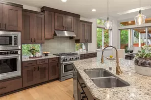 21245 NE Inglewood Hill Rd, Sammamish, WA 98074 - Photo 11