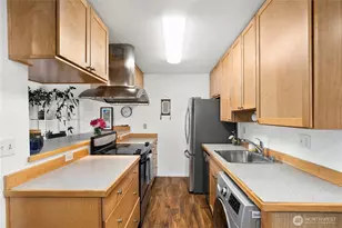22993 Marine View Dr S, Des Moines, WA 98198 - Photo 13
