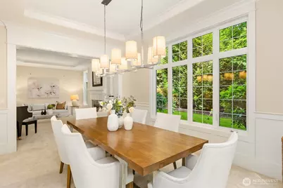13102 Trail Heights Court NE, Bainbridge Island, WA 98110 - Photo 9