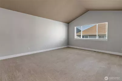 8413 154th Street E, Puyallup, WA 98375 - Photo 17