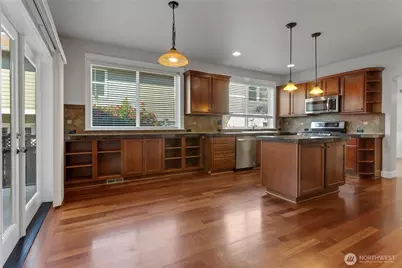 8413 154th Street E, Puyallup, WA 98375 - Photo 11