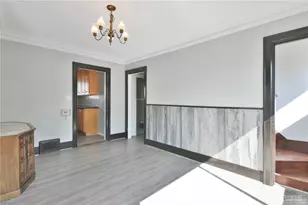 328 NE 52nd St, Seattle, WA 98105 - Photo 9