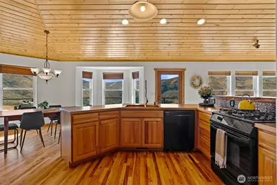 1350 Canyon River Terrace, Ellensburg, WA 98926 - Photo 17