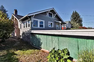 529 E 11th St, Port Angeles, WA 98362 - Photo 37