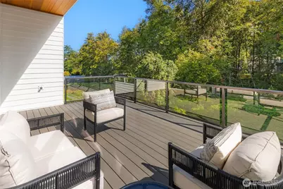 21049 SE 80th Street, Issaquah, WA 98027 - Photo 19