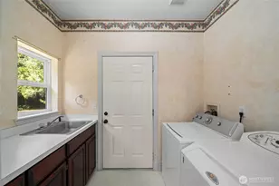 33910 36th Ave S, Eatonville, WA 98328 - Photo 15