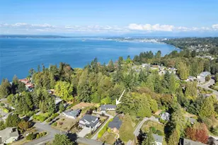 4807 Bayview Ln, Everett, WA 98203 - Photo 3