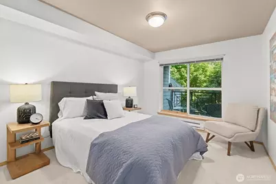 9057 Greenwood Avenue N #306, Seattle, WA 98103 - Photo 13