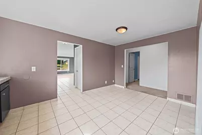 503 S 58th Street, Tacoma, WA 98408 - Photo 11