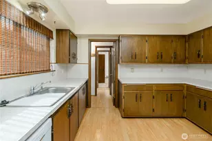 1812 W 5th St, Port Angeles, WA 98363 - Photo 21