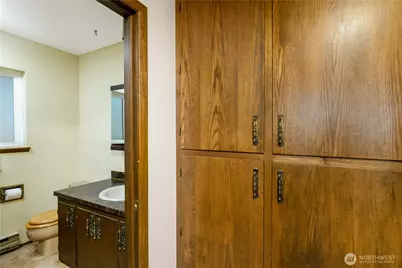 1812 W 5th St, Port Angeles, WA 98363 - Photo 29