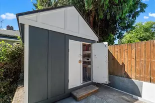 3117 E Yesler Wy, Seattle, WA 98122 - Photo 27