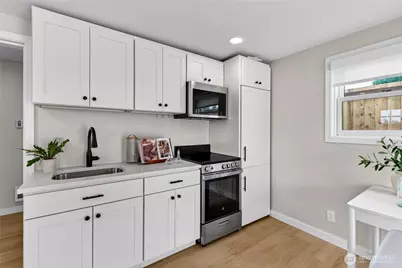2907 2909 SW Cloverdale Street, Seattle, WA 98126 - Photo 17