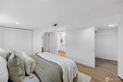 2907 2909 SW Cloverdale Street, Seattle, WA 98126 - Photo 23