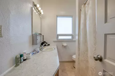 401 Chenault Avenue, Hoquiam, WA 98550 - Photo 9