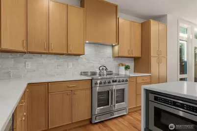 8148 13th Avenue SW, Seattle, WA 98106 - Photo 11