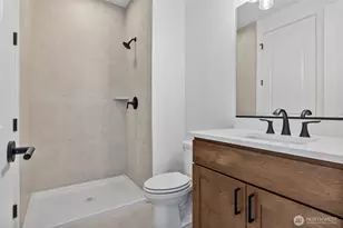 19429 116th Street Ct E, Bonney Lake, WA 98391 - Photo 15