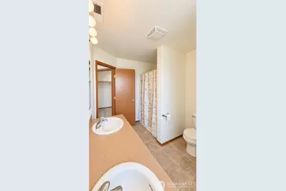 1705 Guernsey Street, Sunnyside, WA 98944 - Photo 37