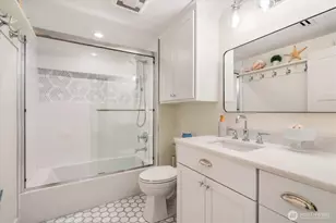 5912 NE Arrowhead Dr, Kenmore, WA 98028 - Photo 33