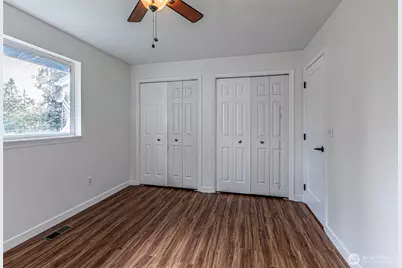 2704 180th Avenue E, Lake Tapps, WA 98391 - Photo 17