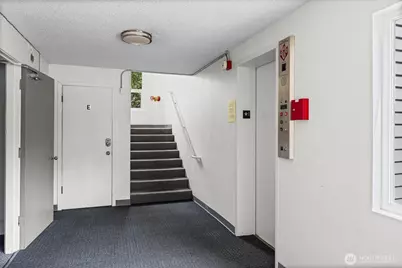 12701 NE 9th Place #D306, Bellevue, WA 98005 - Photo 17