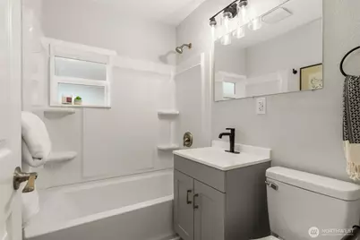 8150 13th Avenue SW, Seattle, WA 98106 - Photo 13