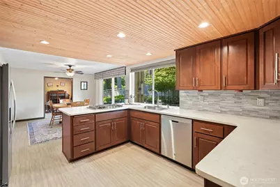15020 SE 145th Place, Renton, WA 98059 - Photo 7