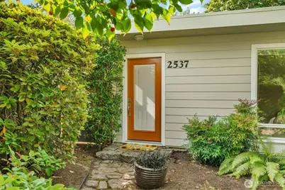 2537 NE 97th Street, Seattle, WA 98115 - Photo 1