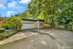 2537 NE 97th St, Seattle, WA 98115 - Photo 29