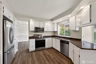10021 SE 245th Pl, Kent, WA 98030 - Photo 11