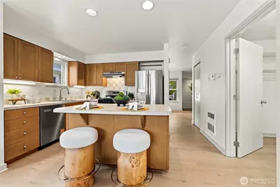 6735 Shaffer Avenue S, Seattle, WA 98108 - Photo 11