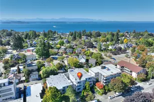 2125 California Ave SW, Seattle, WA 98116 - Photo 3