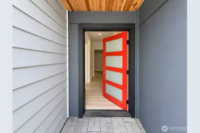8316 28th Avenue NW, Seattle, WA 98117 - Photo 3