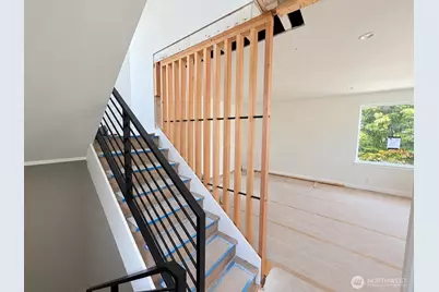 8316 28th Avenue NW, Seattle, WA 98117 - Photo 9