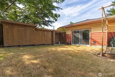 344 SE O'Leary Street, Oak Harbor, WA 98277 - Photo 33