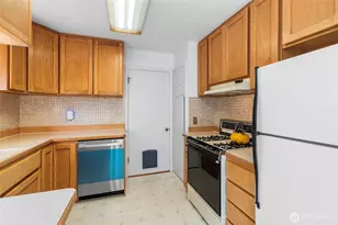 344 SE O'leary St, Oak Harbor, WA 98277 - Photo 15