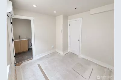 8316 B 28th Avenue NW, Seattle, WA 98117 - Photo 11