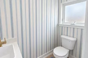 8316 B 28th Ave NW, Seattle, WA 98117 - Photo 9