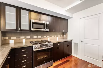 819 Virgina Street #2710, Seattle, WA 98101 - Photo 3