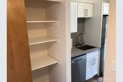 12525 NE 145th Street #F114, Kirkland, WA 98034 - Photo 9