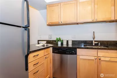 15246 SE 43rd Court #G301, Bellevue, WA 98006 - Photo 7