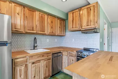330 Columbia Street, Cathlamet, WA 98612 - Photo 33